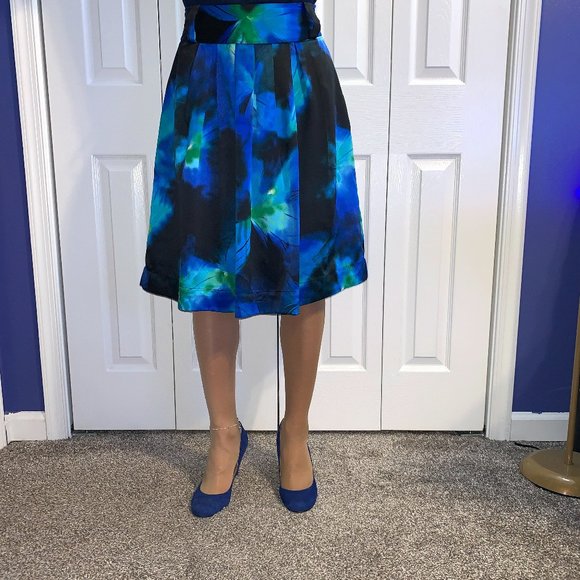 Used Worthington Flared Blue Skirt Size 4 - Picture 1 of 7